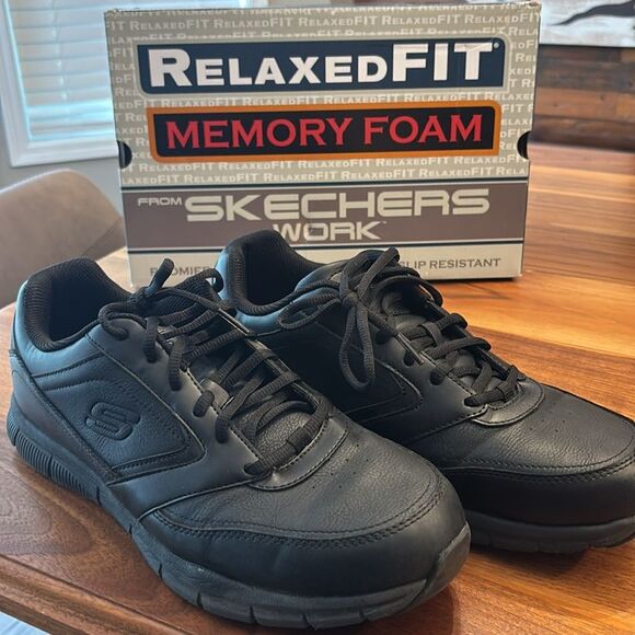 Skechers Work Men's Black Nampa Memory Foam Relaxed Fit Service Shoe Size 12 - Picture 1 of 12